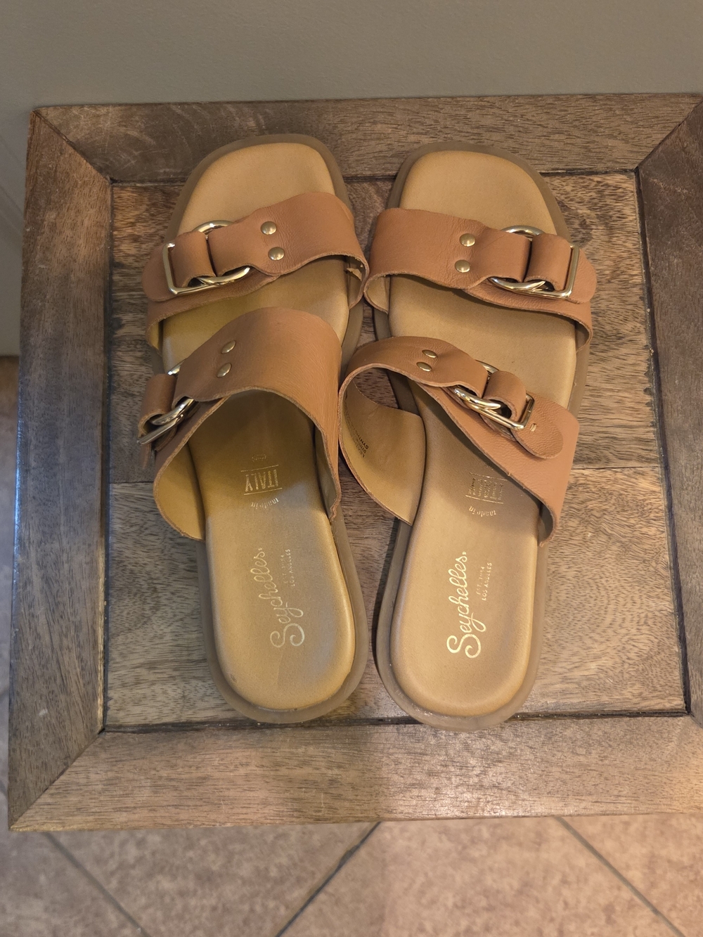 Seychelles Tan Slide Sandals with Buckle Detail - Picture 6 of 6